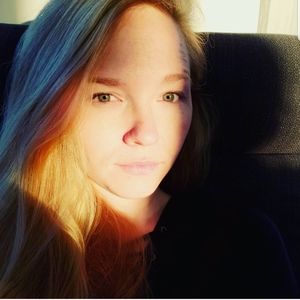 Meet your Posher, Becky